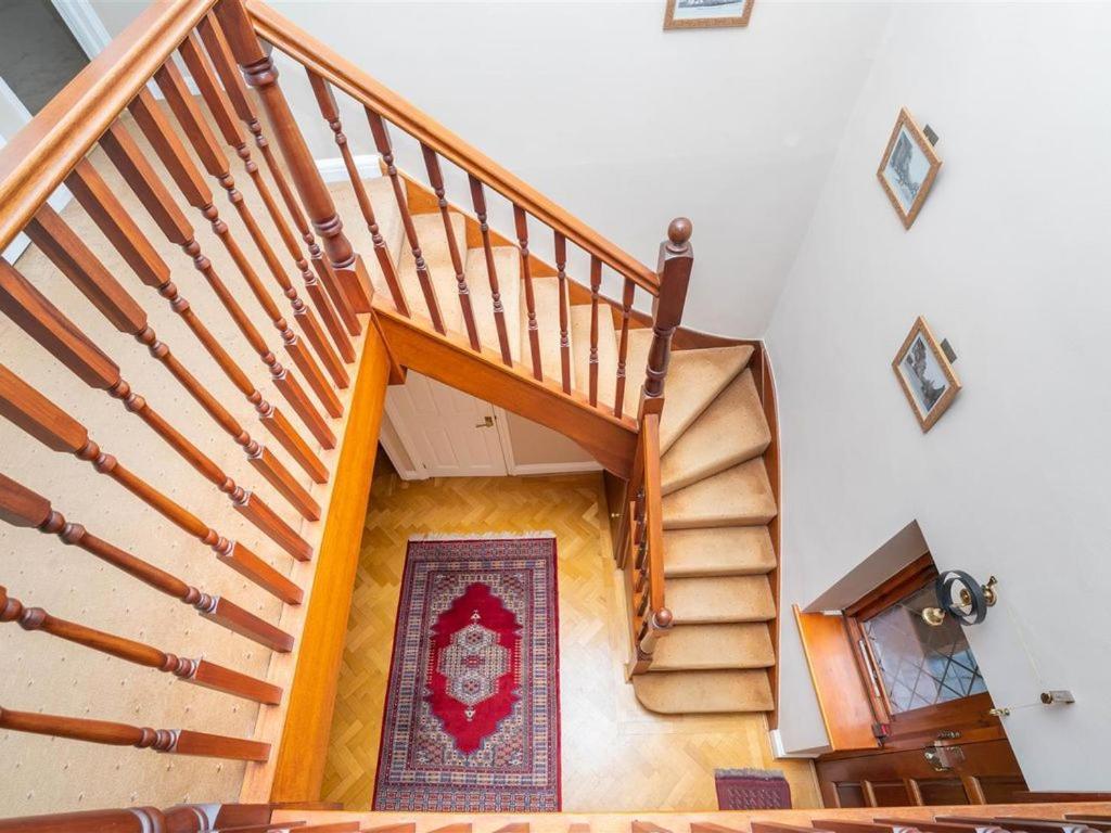 Old Slade Cottage - Train To London 30Mins, Heathrow 15Mins Away,Free Parking - En-Suit Rooms West Drayton  ภายนอก รูปภาพ
