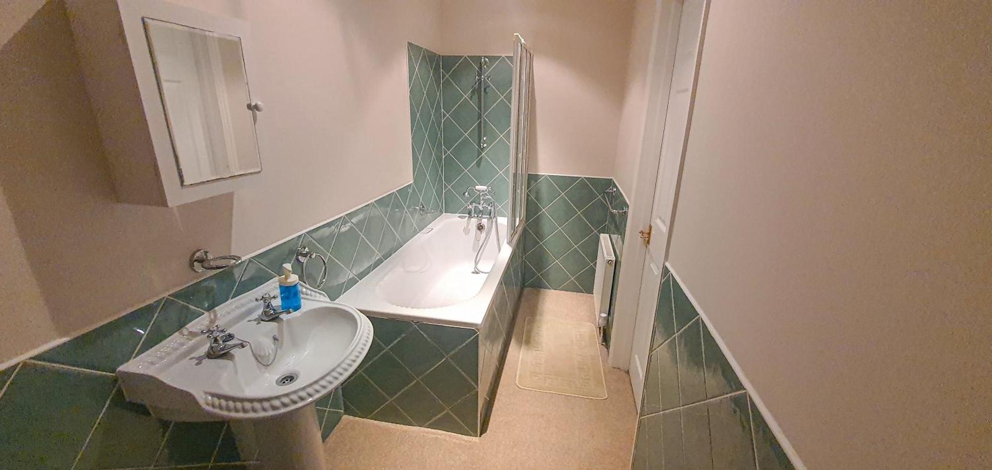 Old Slade Cottage - Train To London 30Mins, Heathrow 15Mins Away,Free Parking - En-Suit Rooms West Drayton  ห้อง รูปภาพ
